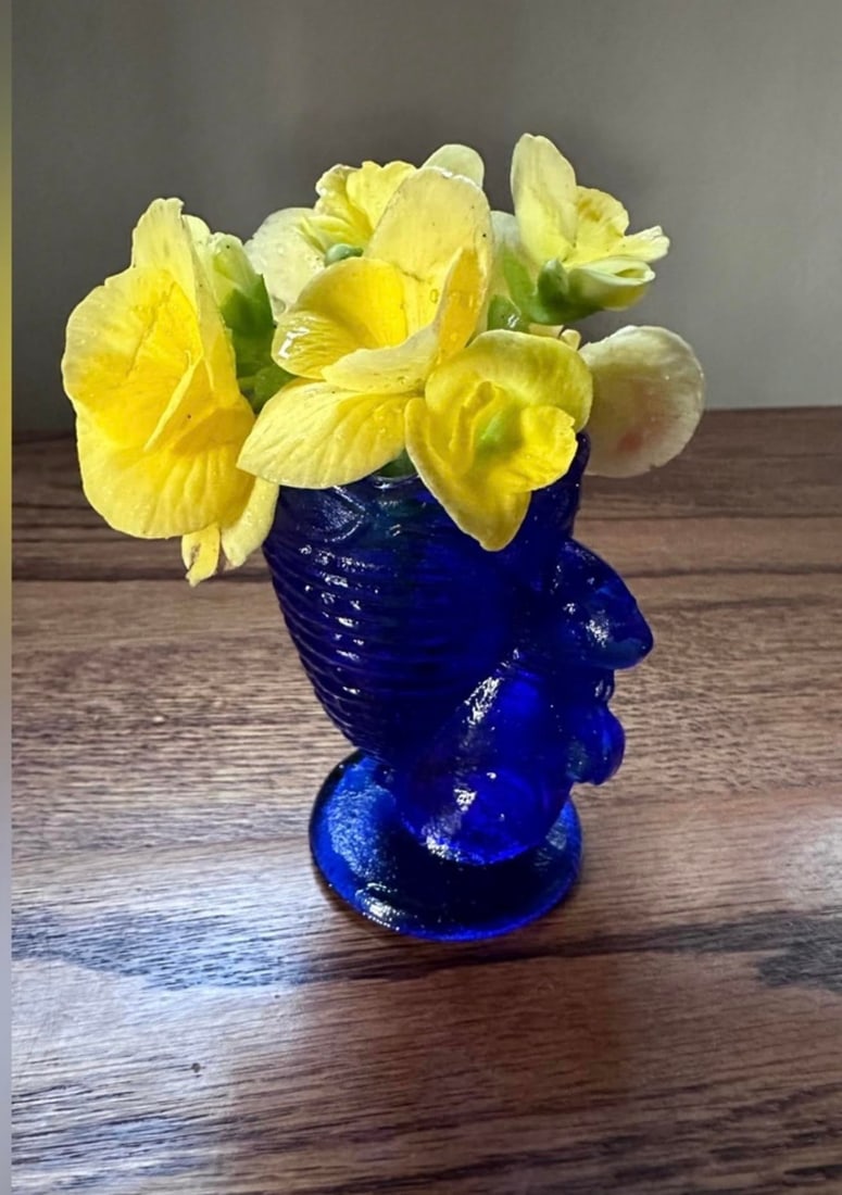 Mid 20th Century Fenton Blue Glass Easter Bunny Tiny Vase Toothpick Holder - 5