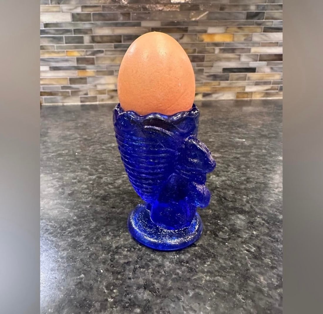 Mid 20th Century Fenton Blue Glass Easter Bunny Tiny Vase Toothpick Holder - 7