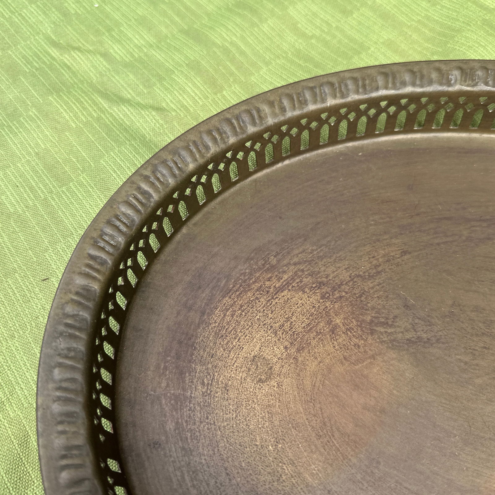 1970s Brass Oval Serving Tray - 2