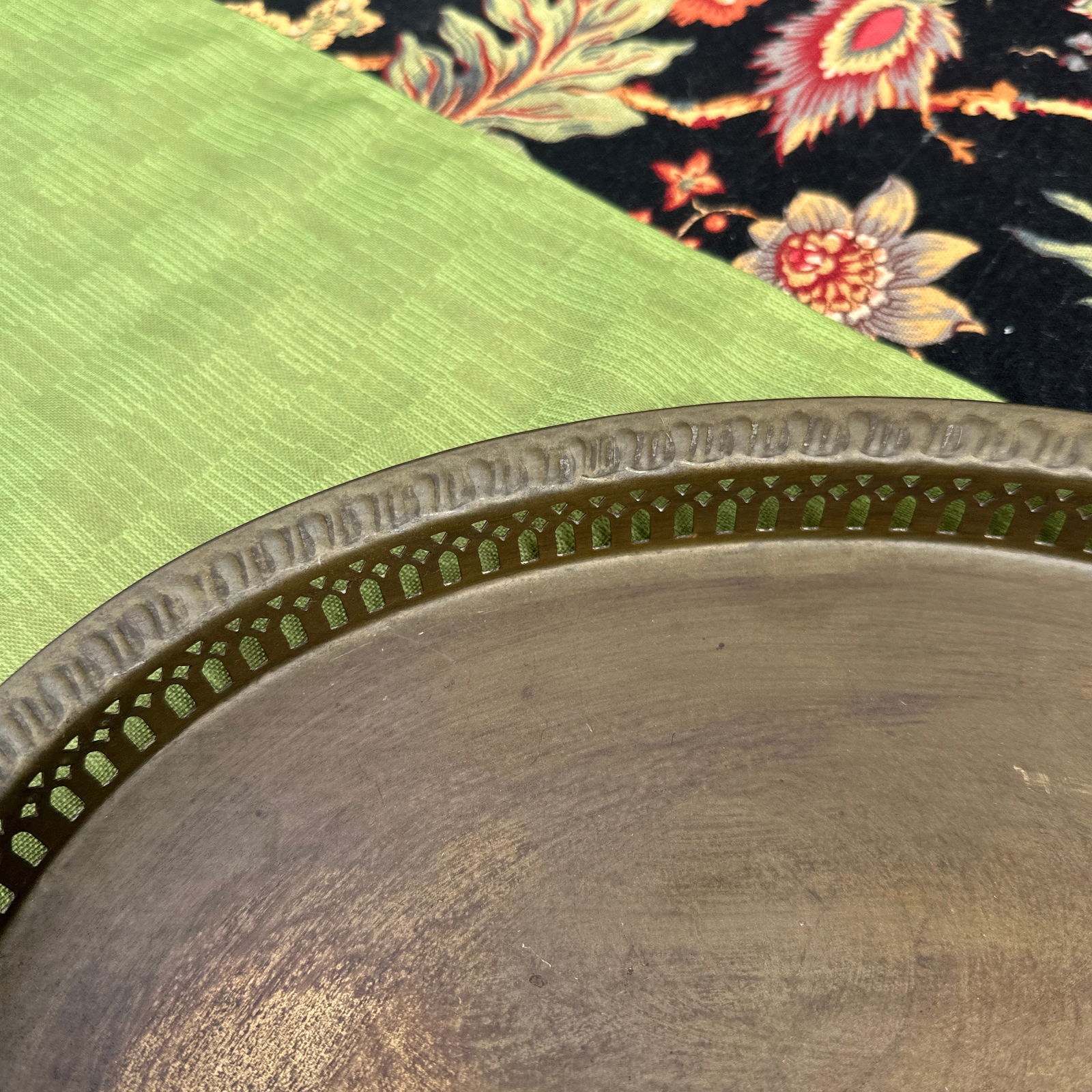 1970s Brass Oval Serving Tray - 3