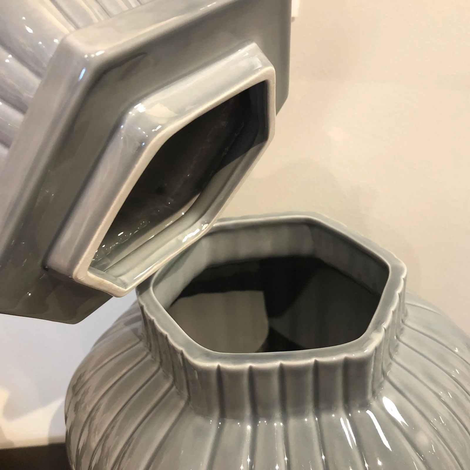 Vintage Italian Grey Ceramic Vase With Lid and Fluted Design - 6