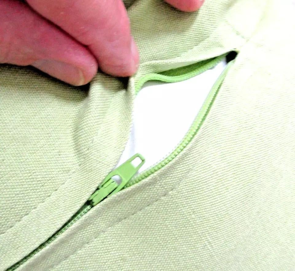 1990s Callisto Home Green With White Embroidered Down Decorator Pillow - 6