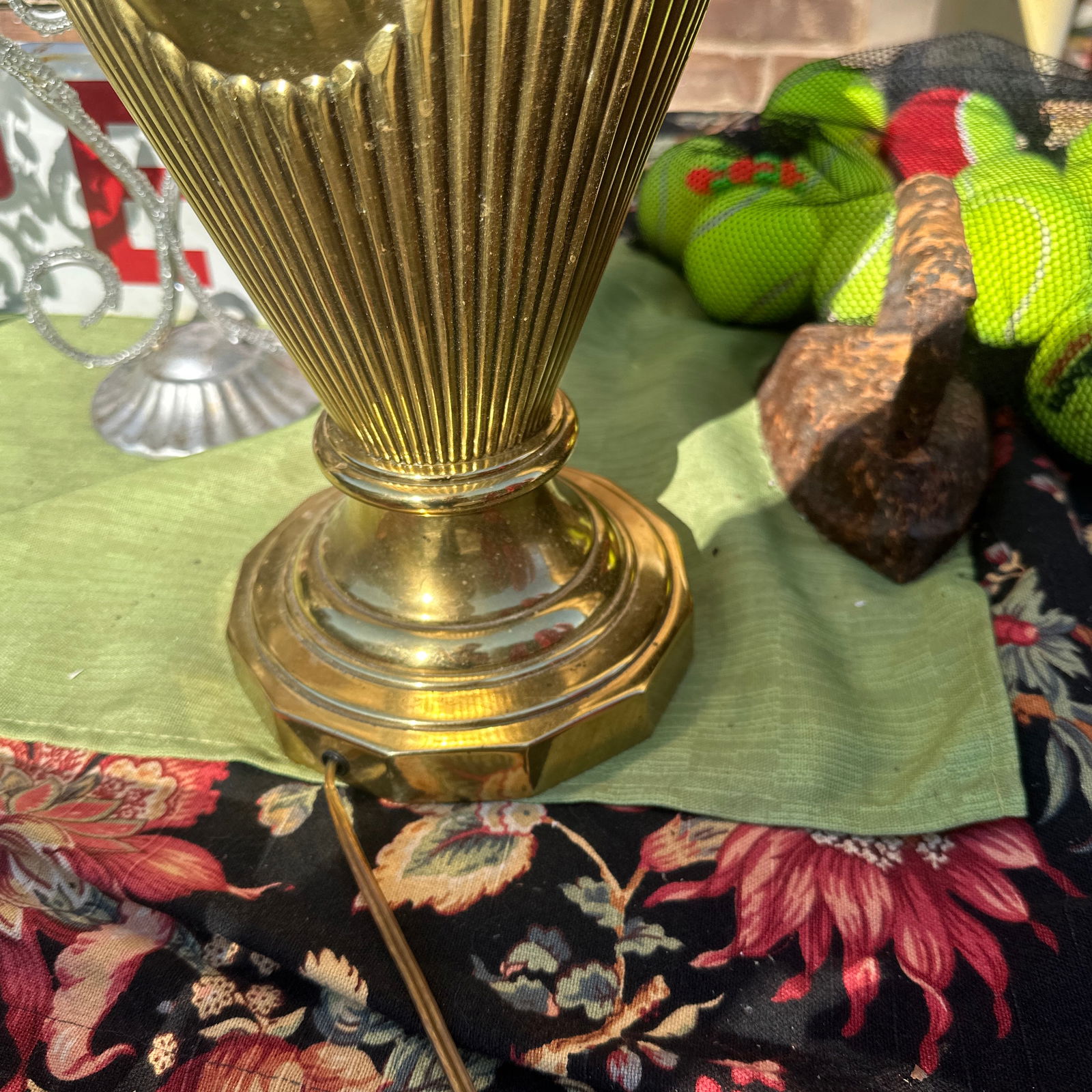 Vintage Solid Brass Shell Design Lamp - 8