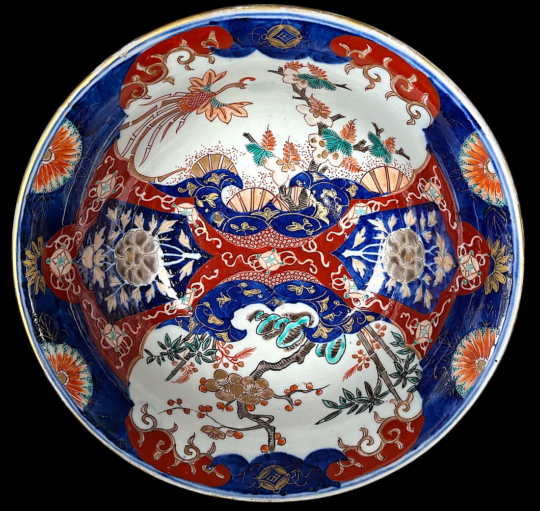 19th Century Meiji Period Japanese Cobalt Blue, Iron Red, and Gold Imari Bowl - 2