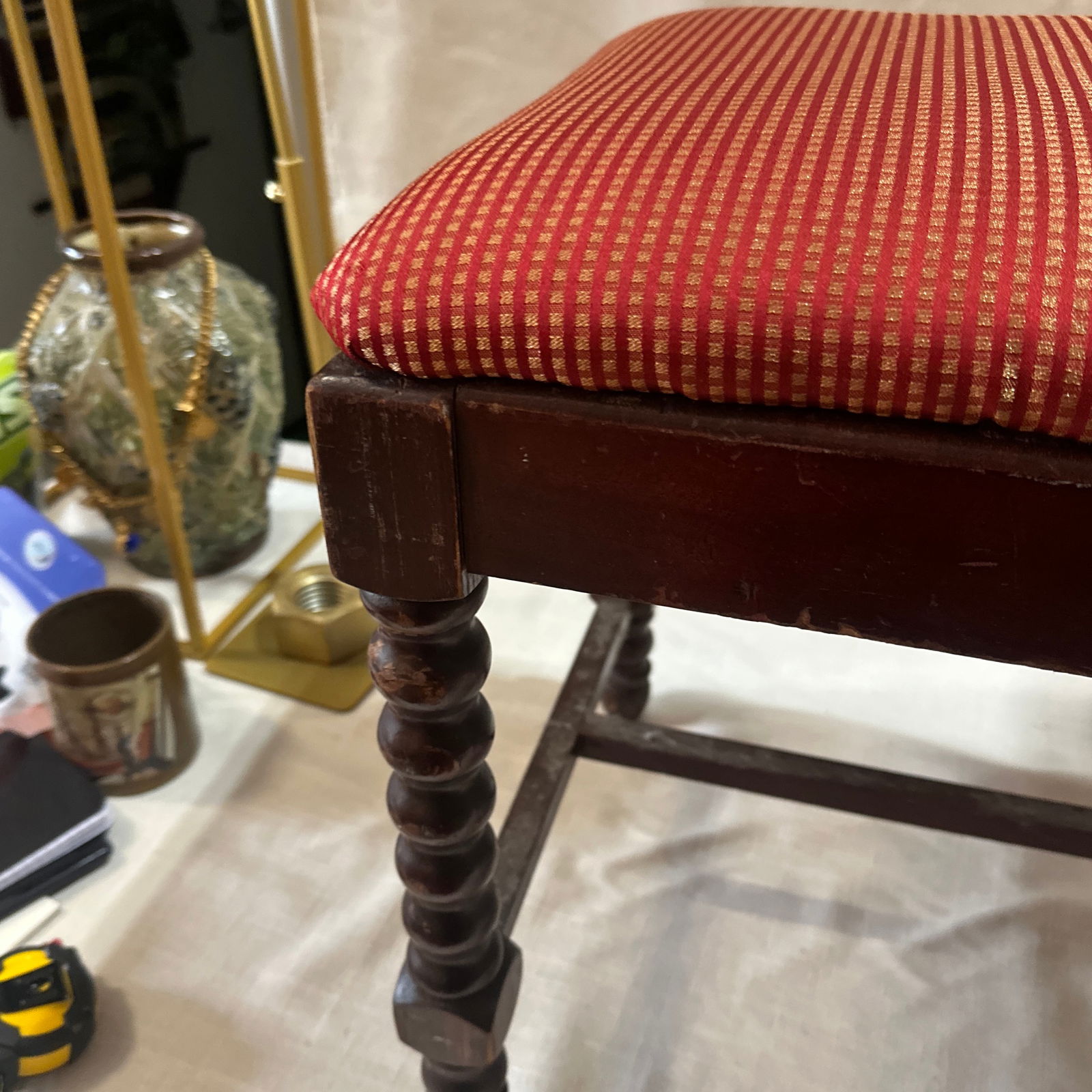 1970s Wooden Mid-Century Modern Spindle Legged Stool With Red and Gold Cushion - 2