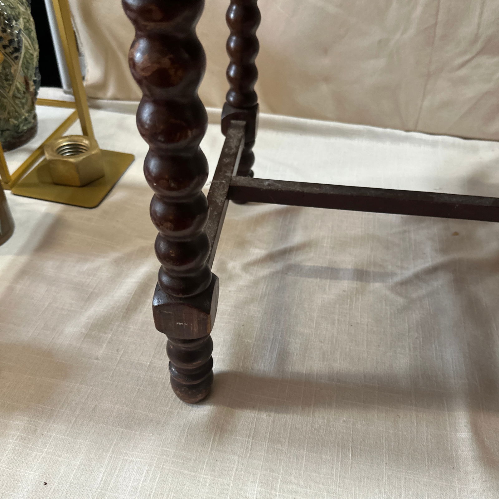 1970s Wooden Mid-Century Modern Spindle Legged Stool With Red and Gold Cushion - 3