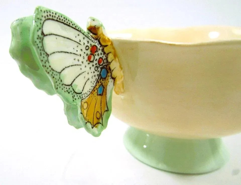 1940s Paragon Peach and Green Butterfly Handle Teacup and Saucer - 4