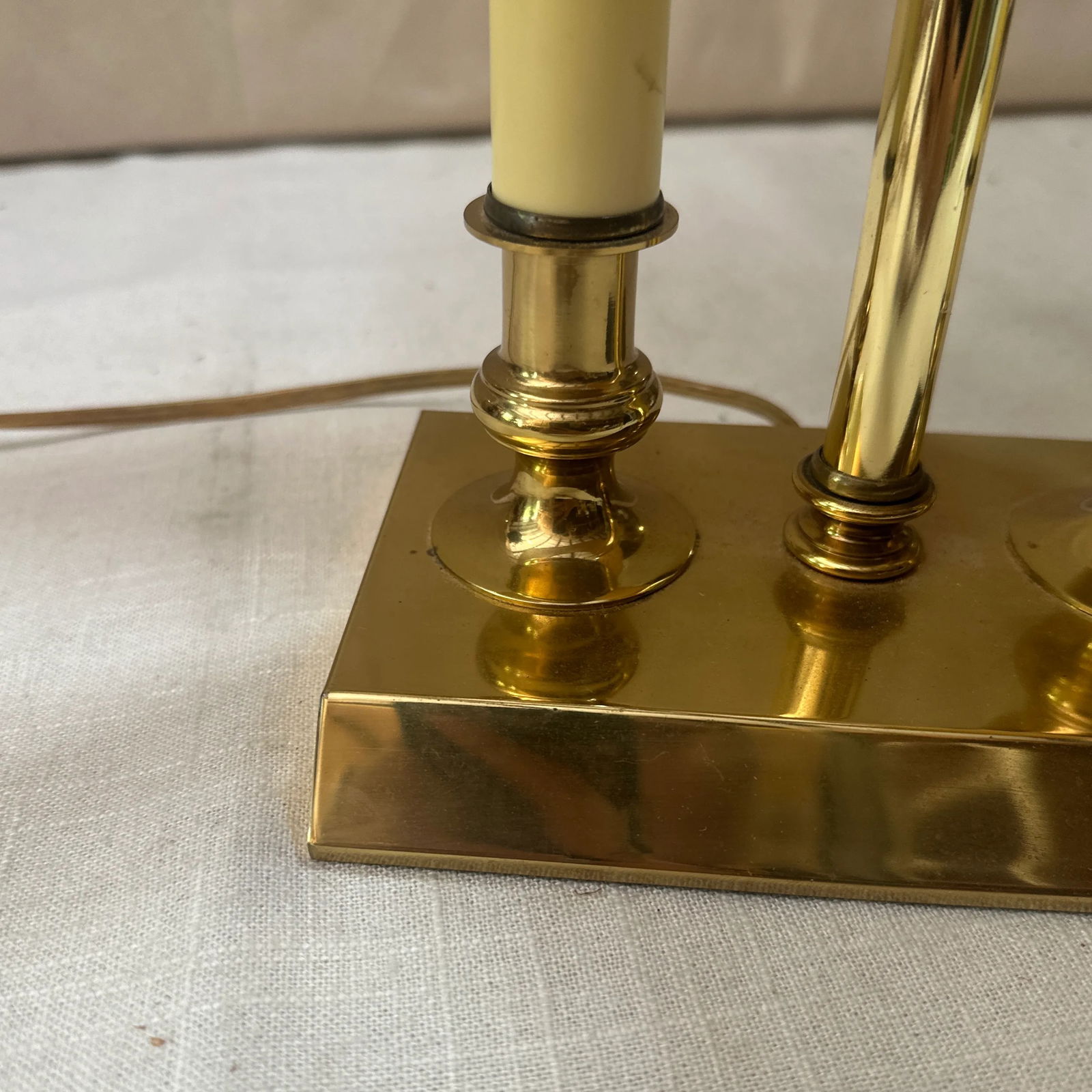 1970s Simple Brass Table Lamp With Lampshade - 3