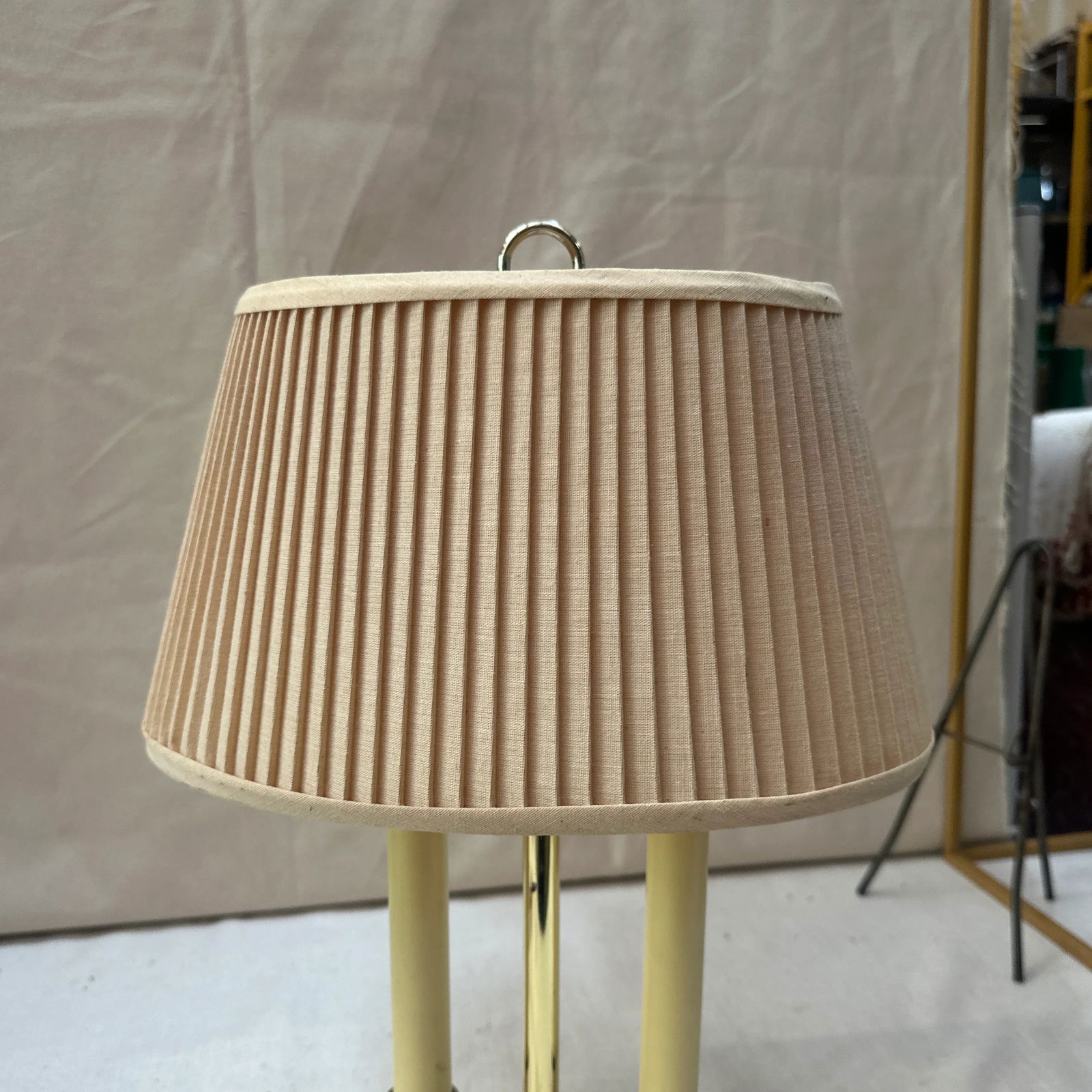 1970s Simple Brass Table Lamp With Lampshade - 6
