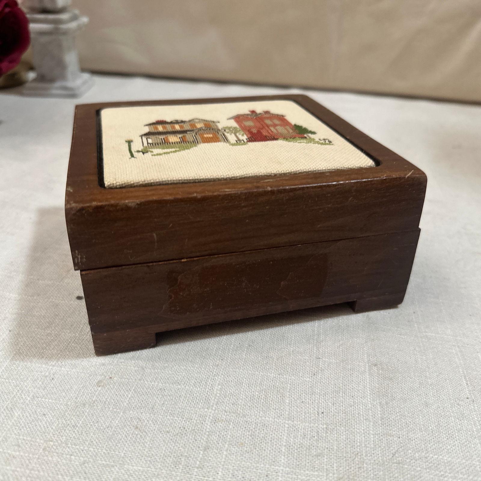 1970s Small Wooden Box With Needlepoint House Design - 2