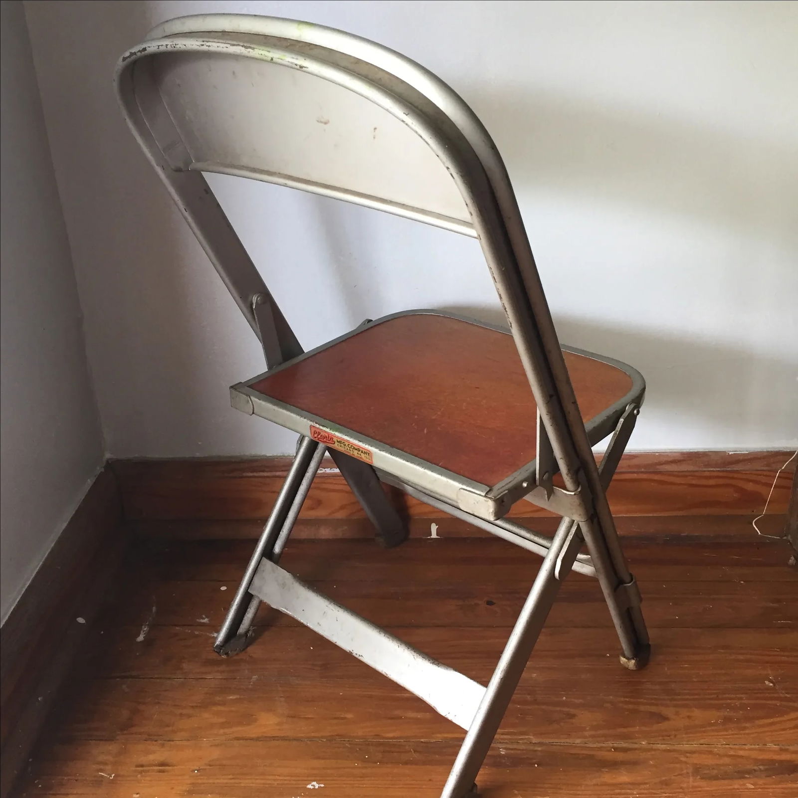 Vintage Metal School Photo Child's Chair - 6