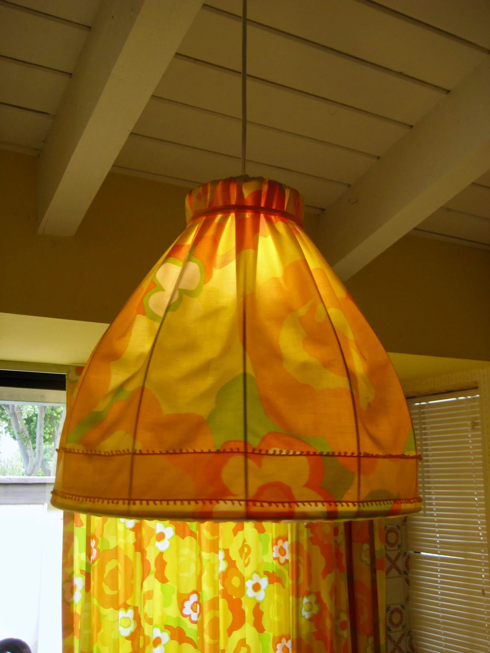 1970s Mid-Century Modern Floral Textile Chandelier - 3