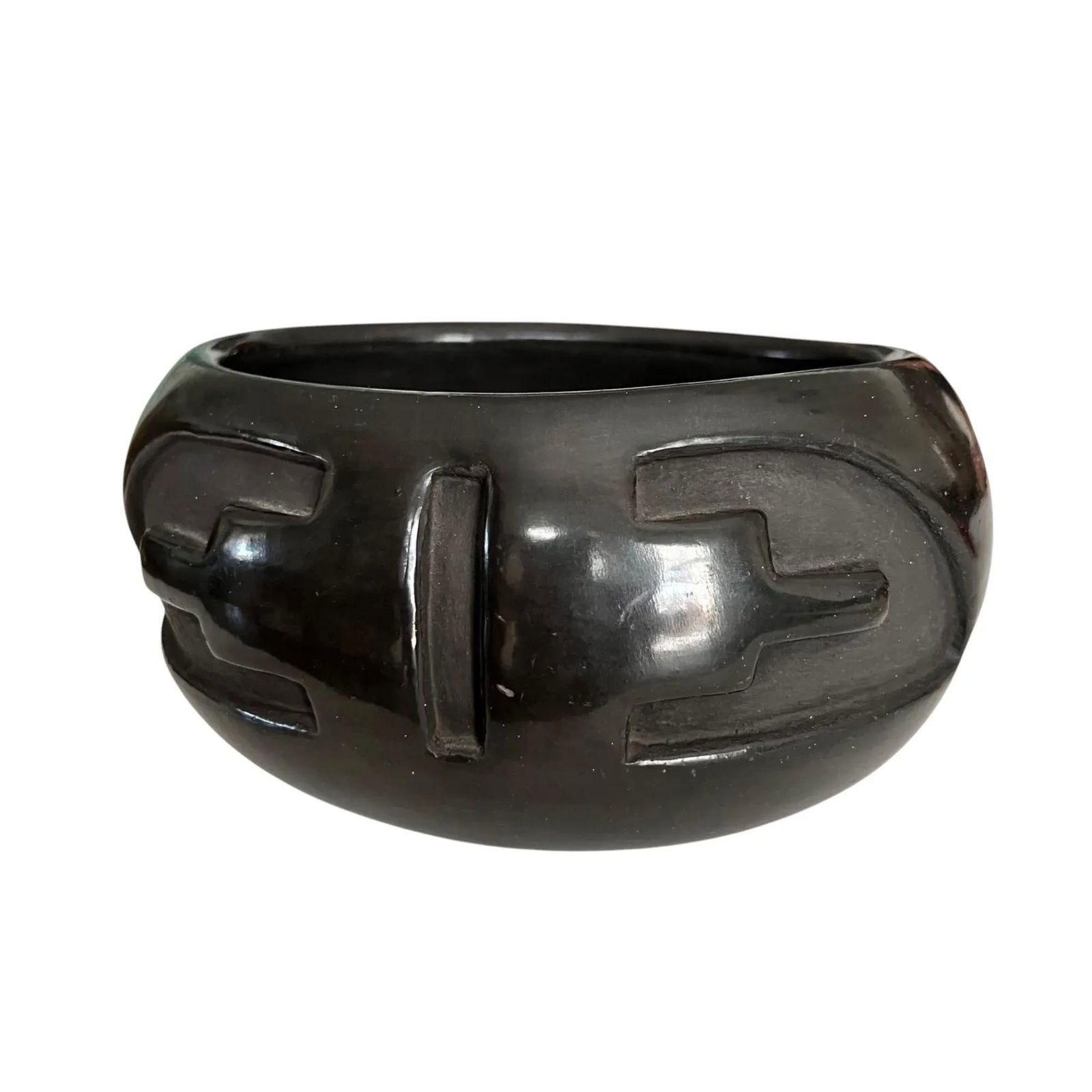 Native American Pottery From the Santa Clara Pueblo, Signed Stella Charavarria - 10