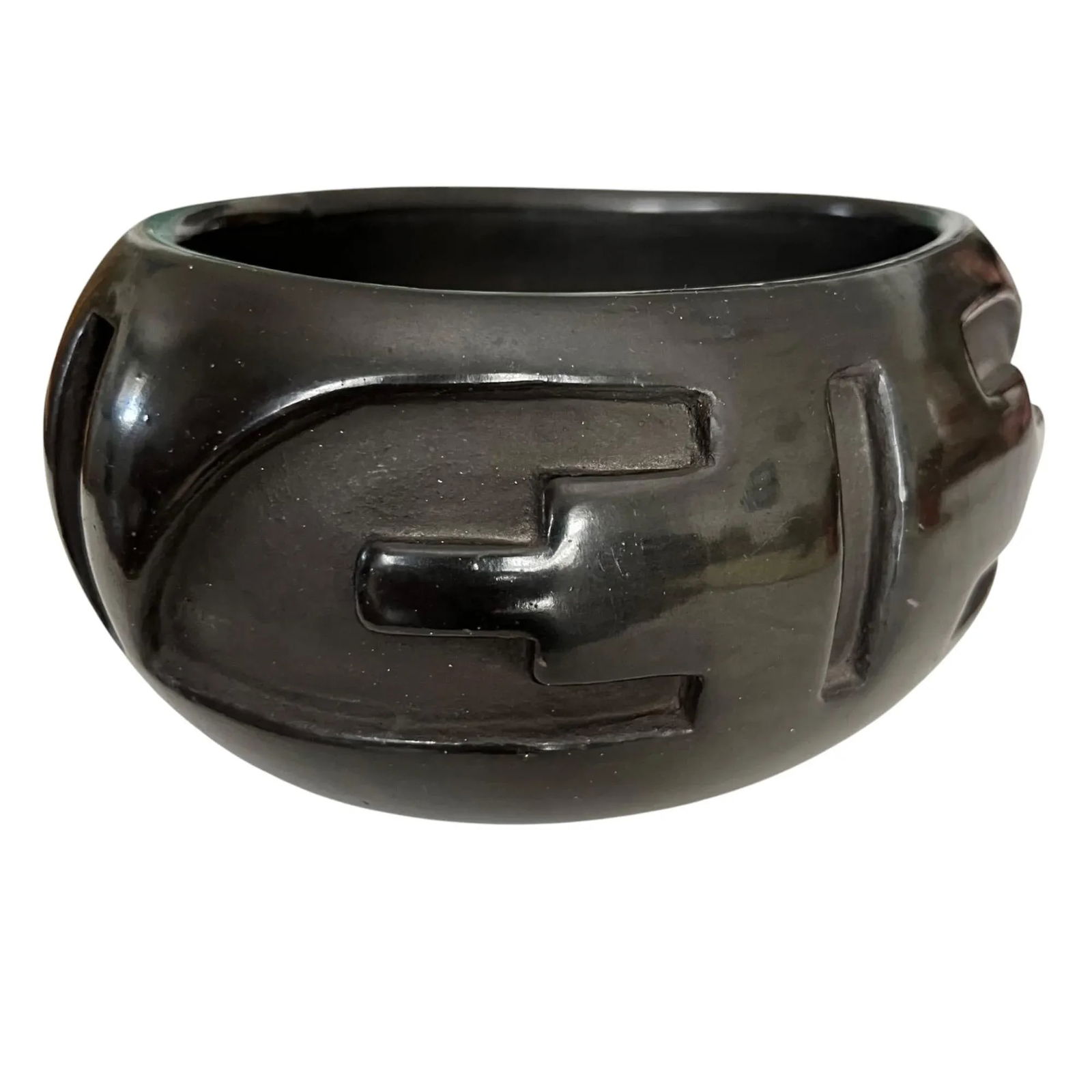 Native American Pottery From the Santa Clara Pueblo, Signed Stella Charavarria - 12