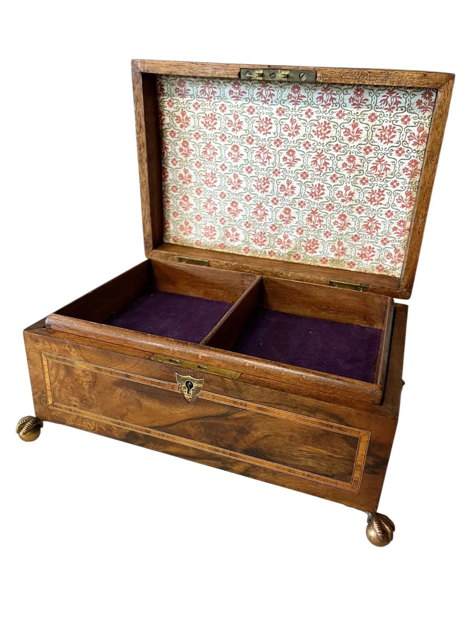 Neoclassical Mahogany Tea Caddy With Lion Paw Feet - 2