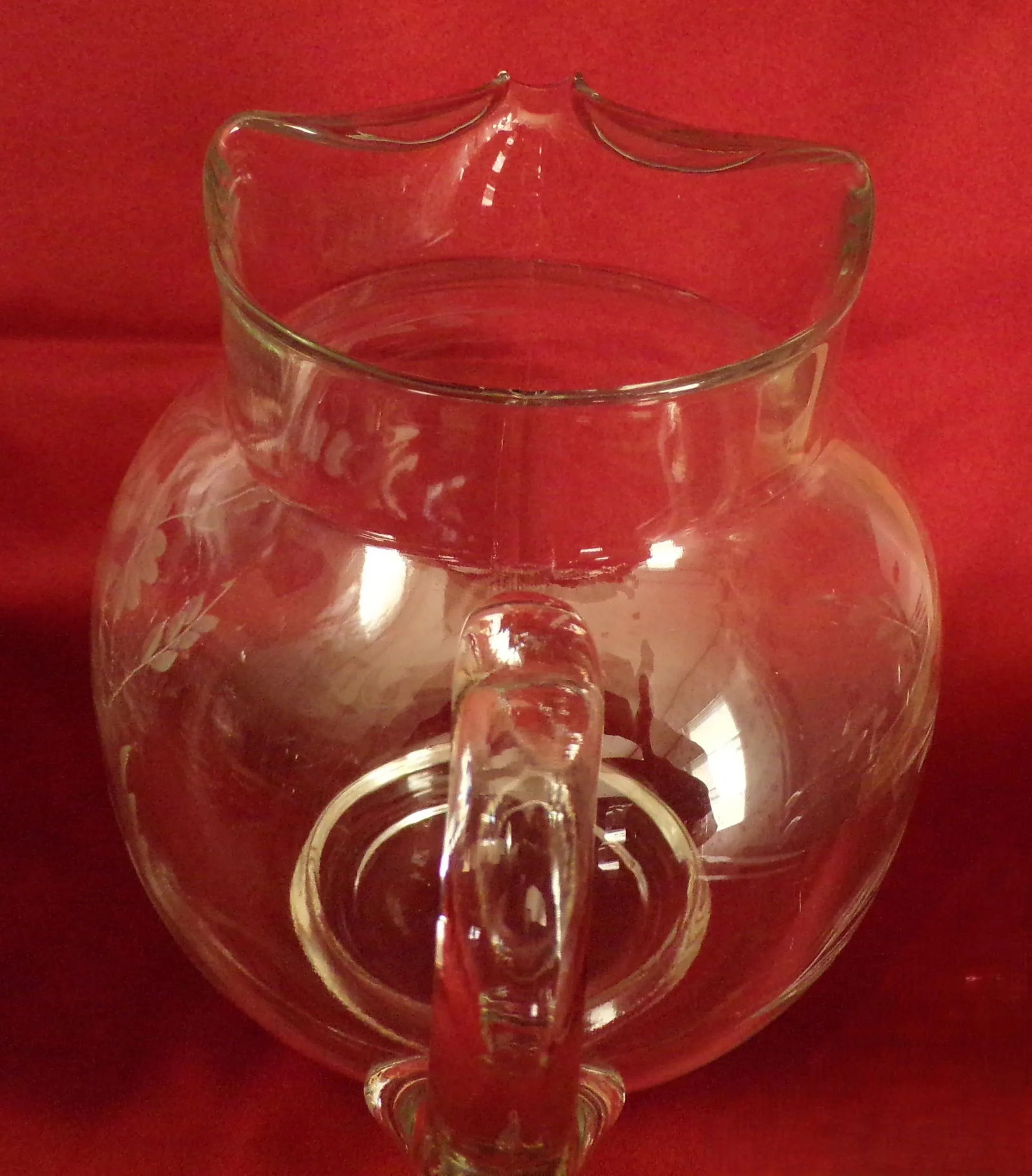 1960s Large Pitcher and Eight Glasses, Etched With Flowers and Leaves - 9 Pieces - 12