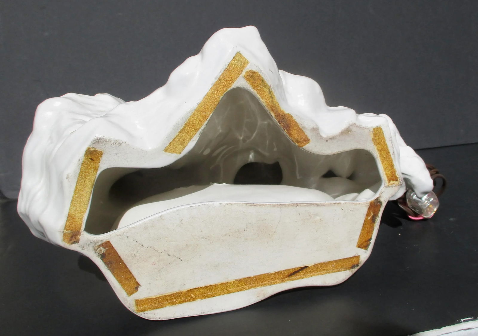 Porcelain Night Light Water Gazing Kuan Yin - 10