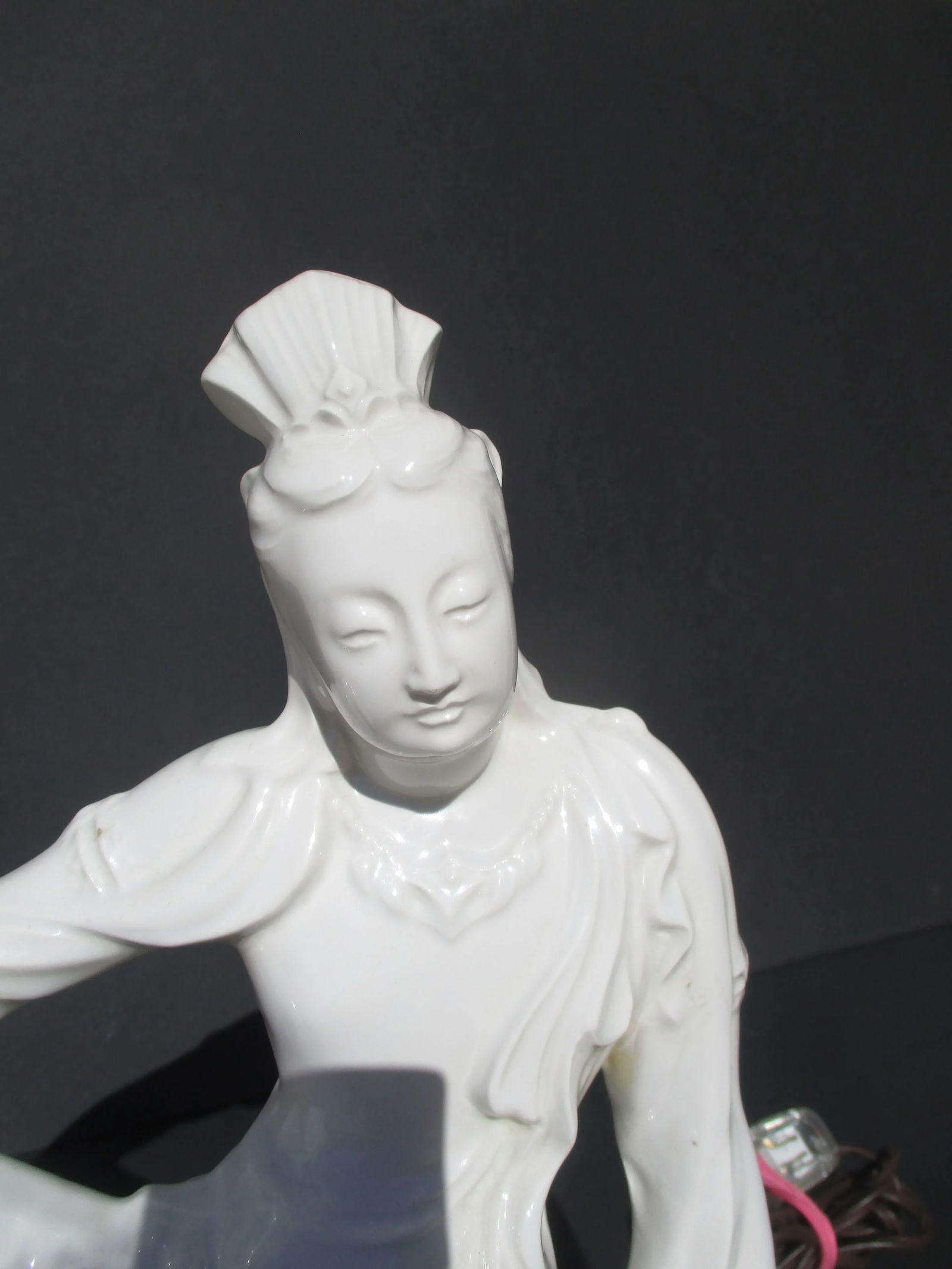 Porcelain Night Light Water Gazing Kuan Yin - 11