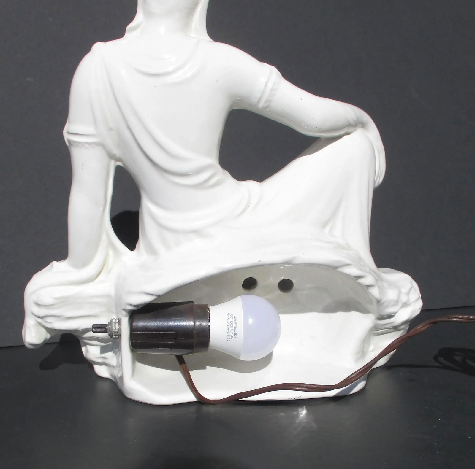 Porcelain Night Light Water Gazing Kuan Yin - 3