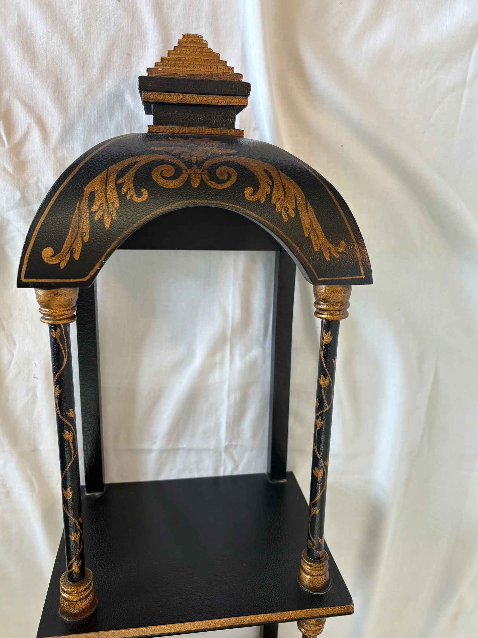 Wall Chinoiserie Three Tier Shelf - 6