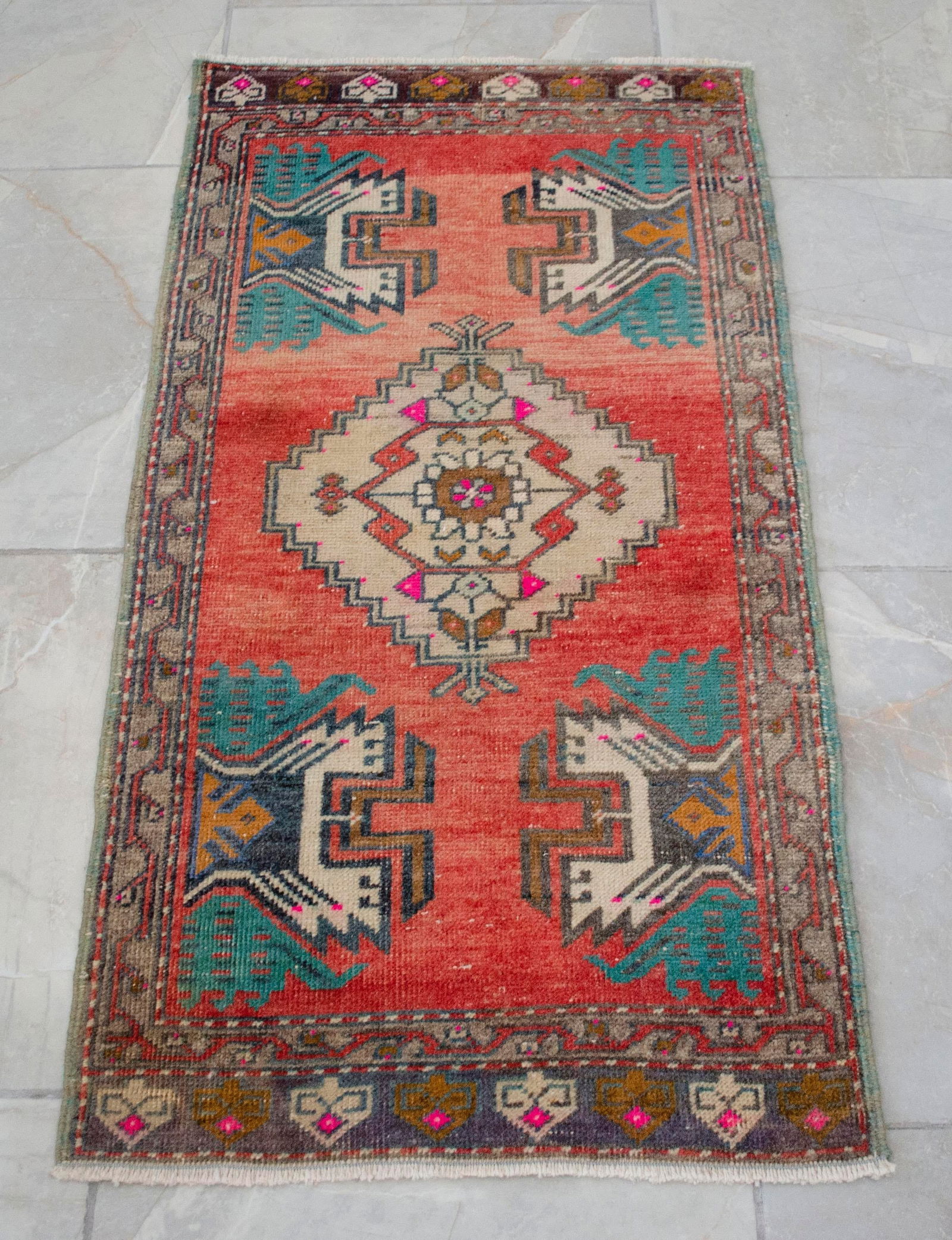 Hand Knotted Door Mat, Entryway Rug, Bath Mat, Kitchen Decor, Small Rug, Turkish Rug - 1"² - 11
