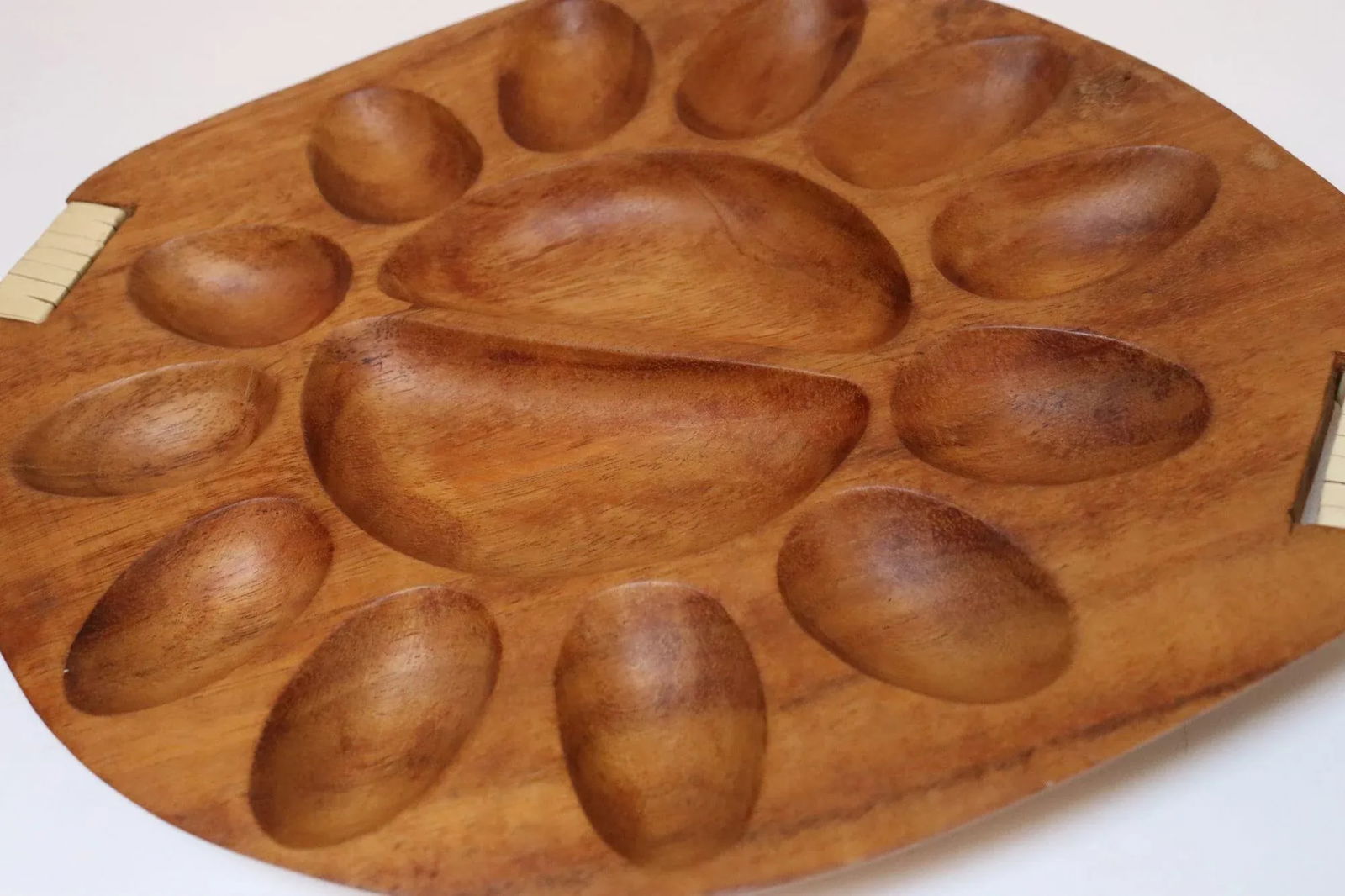 Vintage Taverneau and Rattan Deviled Egg Tray by Arthur Umanoff for Pantalcraft - 10