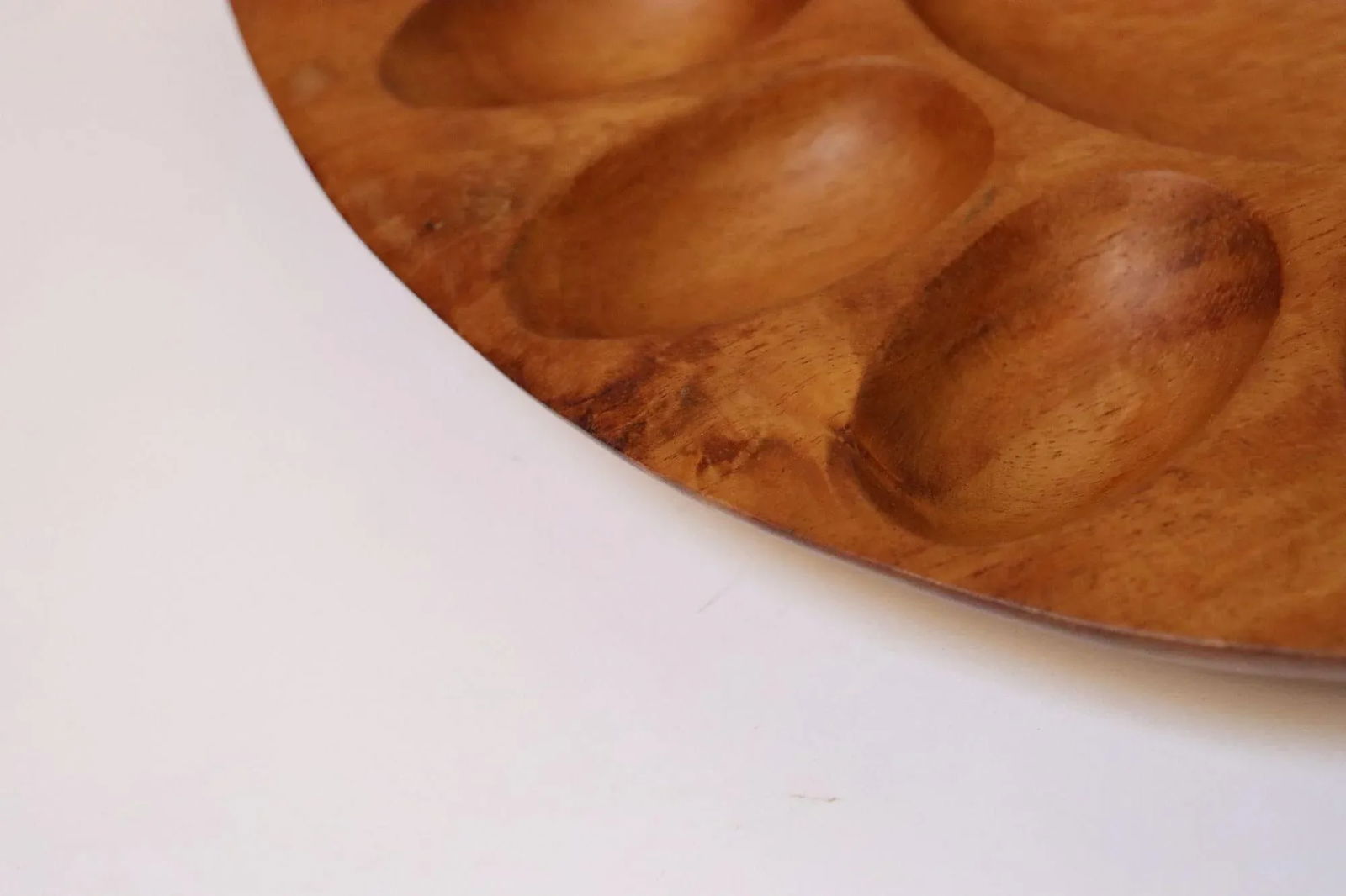 Vintage Taverneau and Rattan Deviled Egg Tray by Arthur Umanoff for Pantalcraft - 12
