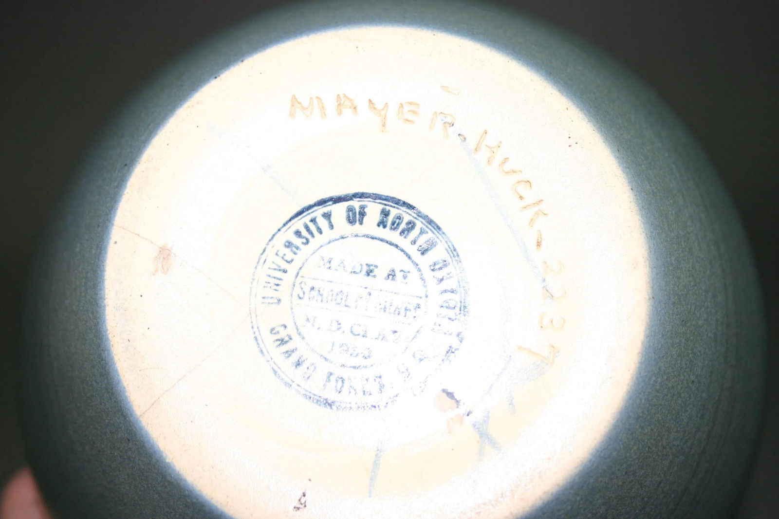 1930s North Dakota School of Mines Pottery Bowl - 5