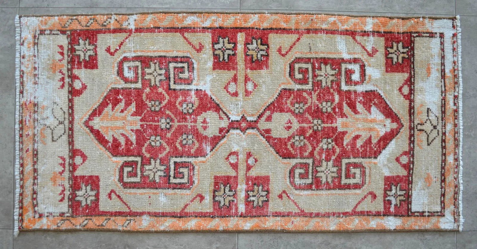 Hand Knotted Door Mat, Entryway Rug, Bath Mat, Kitchen Decor, Small Rug, Turkish Rug - 1"² - 3
