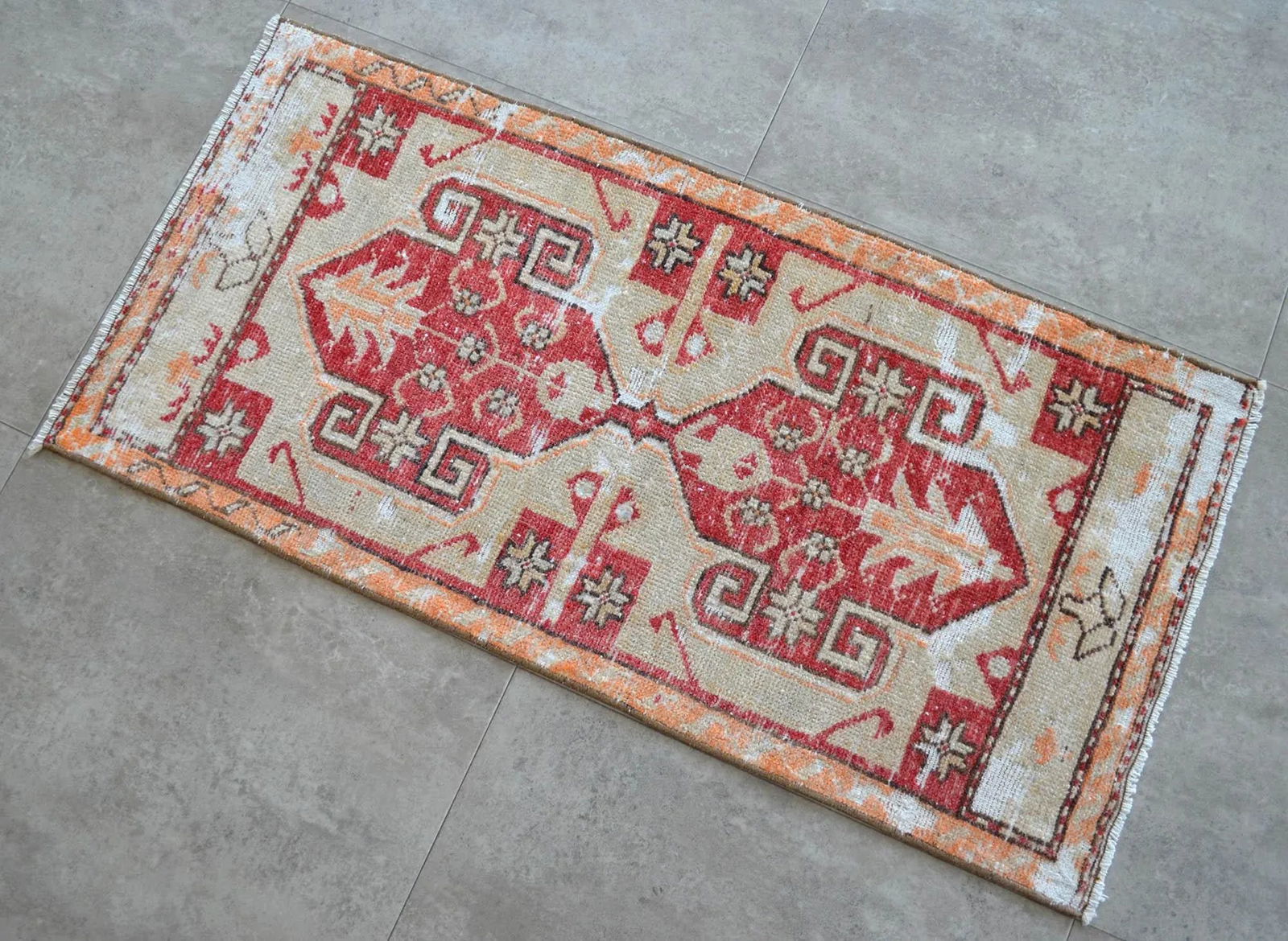 Hand Knotted Door Mat, Entryway Rug, Bath Mat, Kitchen Decor, Small Rug, Turkish Rug - 1"² - 5