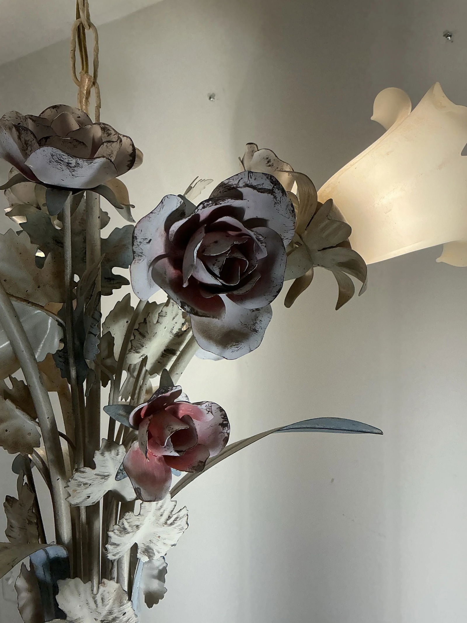 Vintage Italian Toleware Tole Style Floral Rose Chandelier With Glass Shades - 8