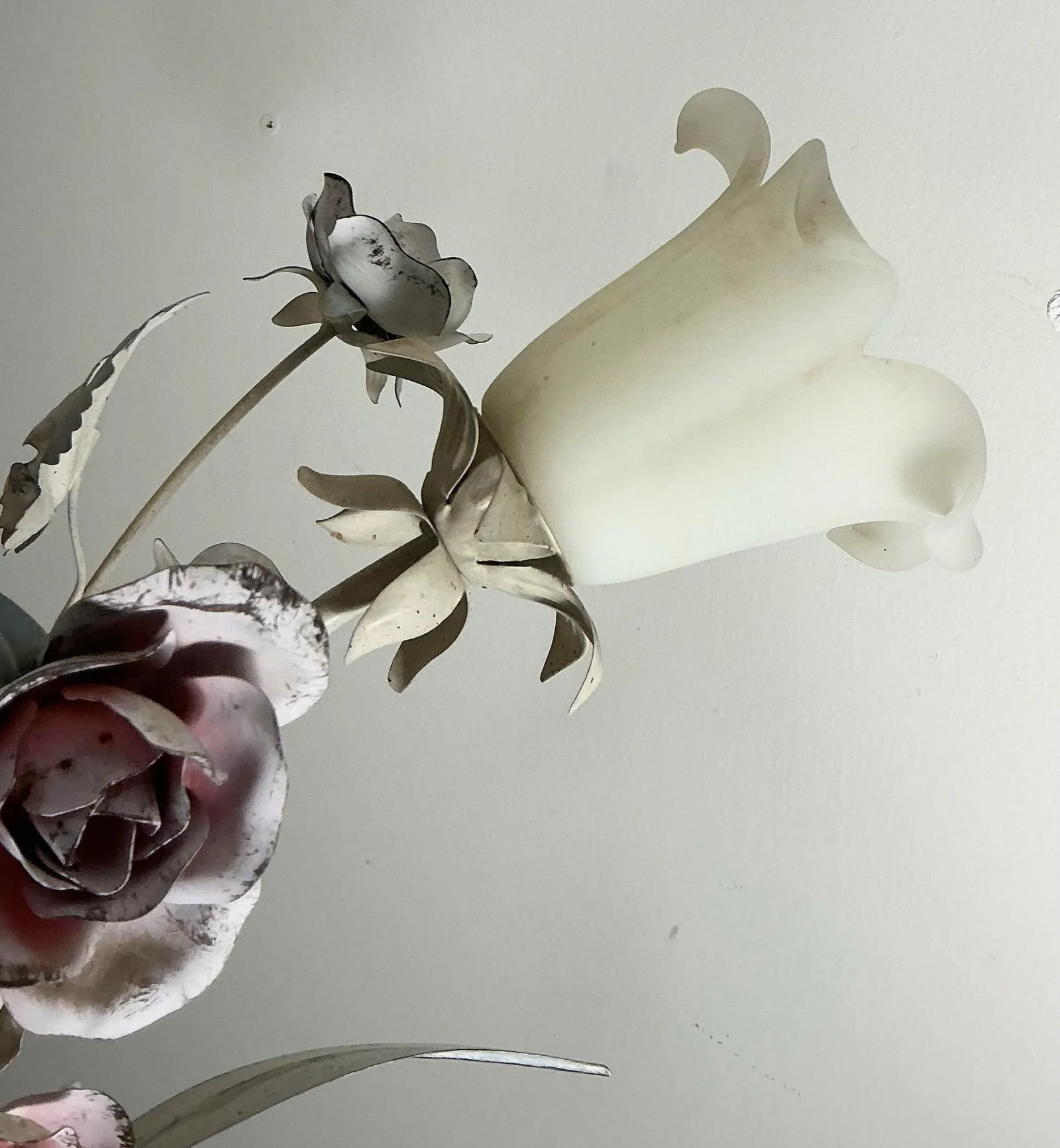 Vintage Italian Toleware Tole Style Floral Rose Chandelier With Glass Shades - 9