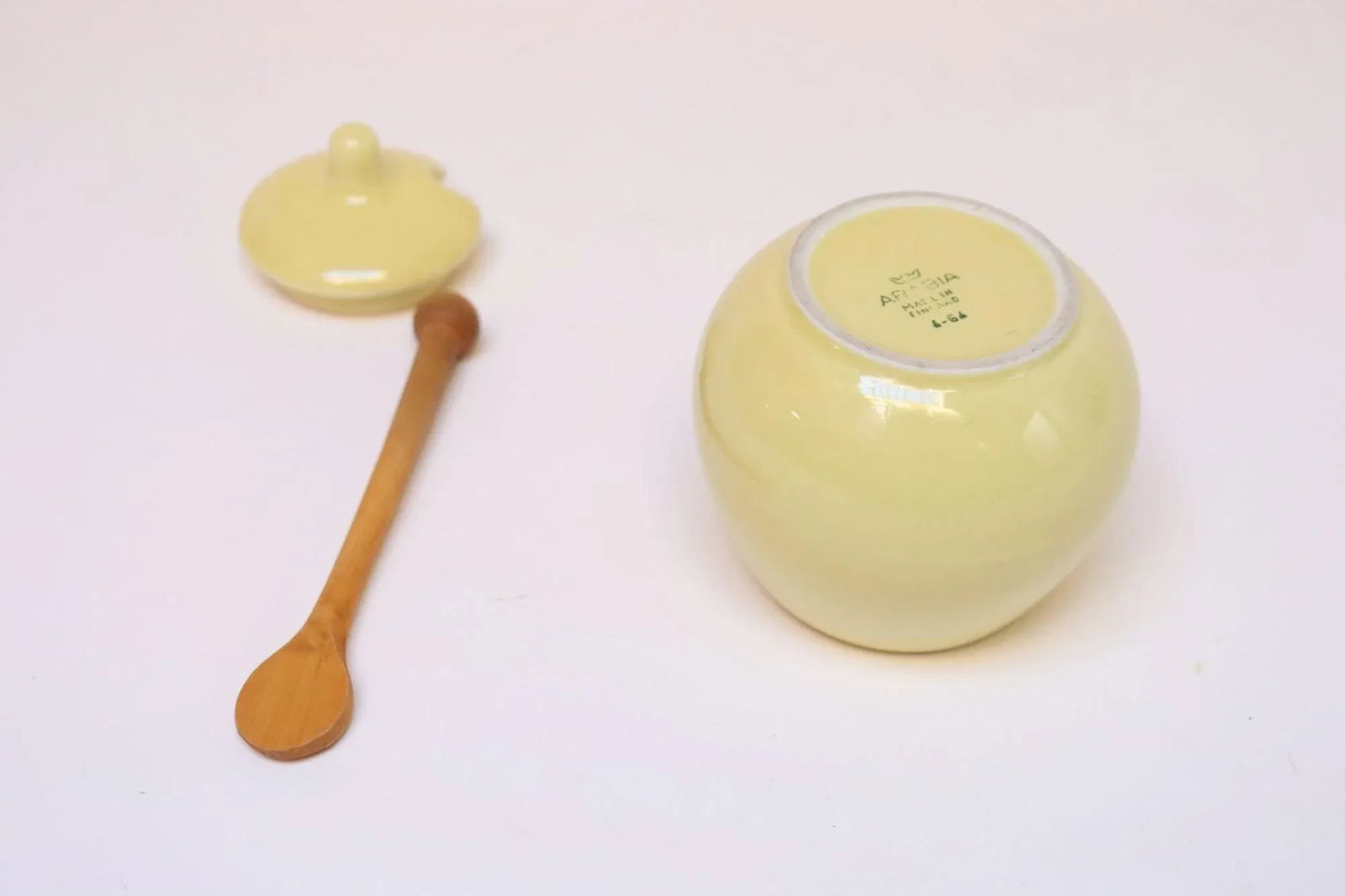 Finnish Modern Yellow Ceramic Mustard Jar / Honey Pot by Kaj Franck for Arabia - 9