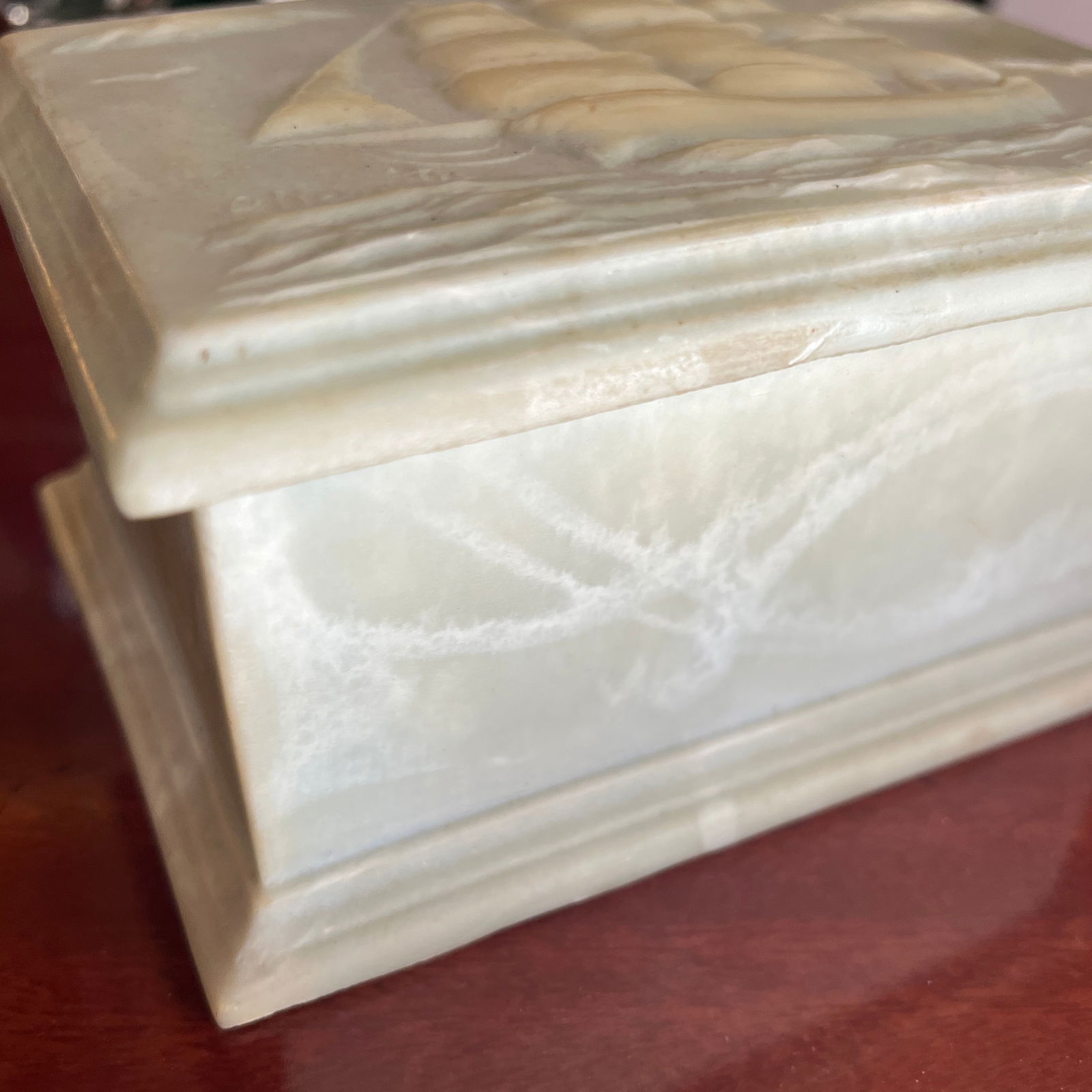 1970s Small White Marble Nautical Ship Box - 3