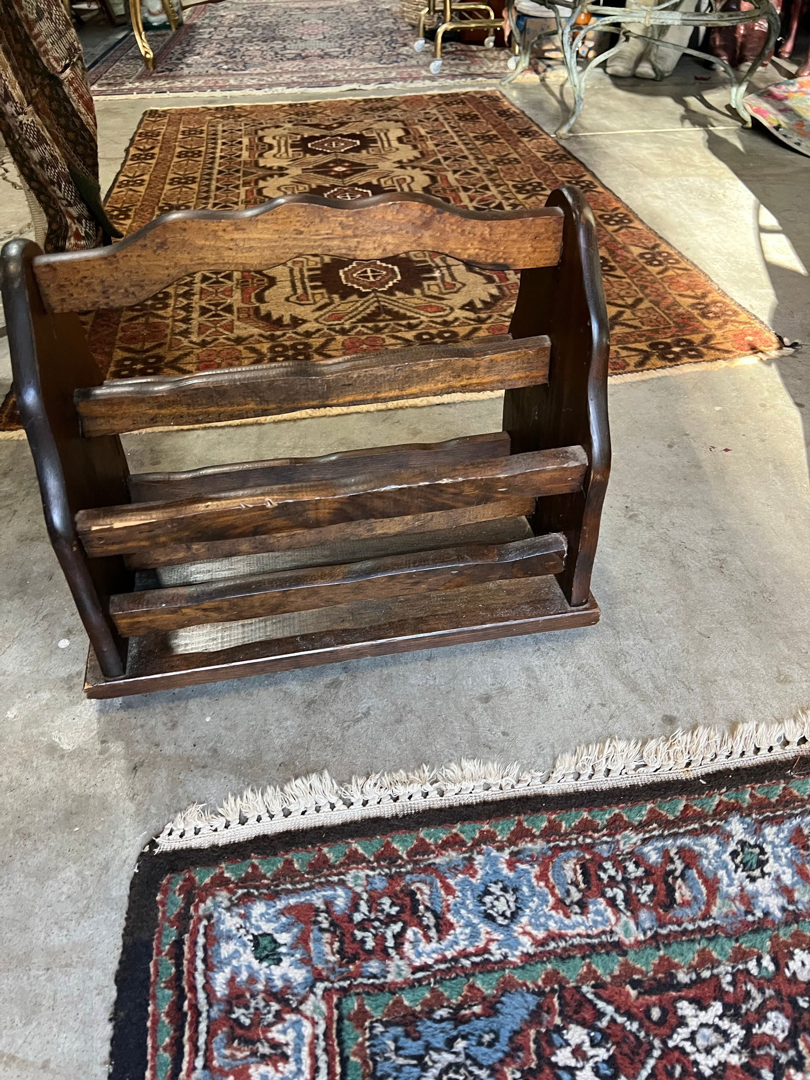 1970s Country Living Wooden Magazine Rack - 7