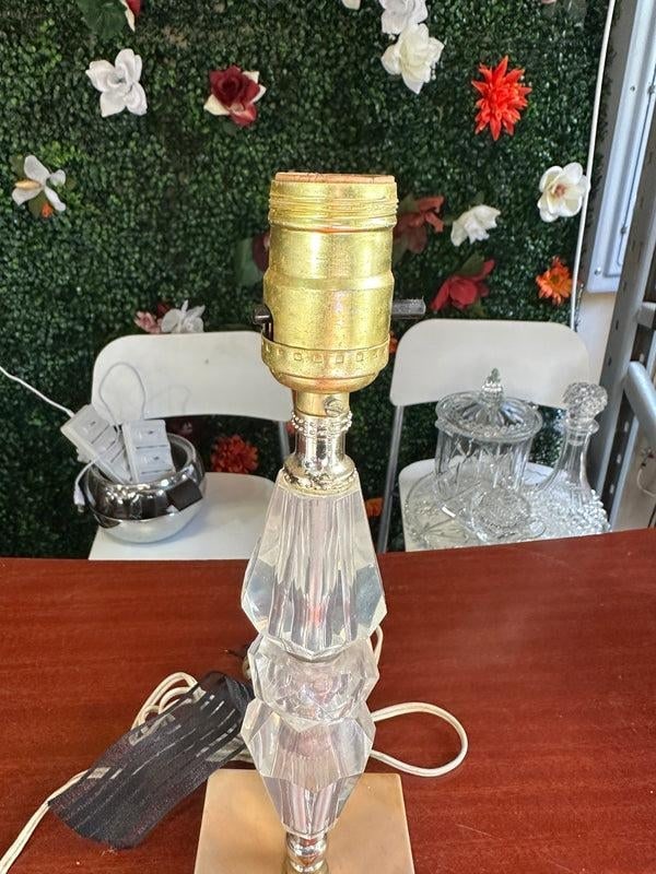 Small Vintage Lucite Diamond Table Lamp With Marble Base - 2