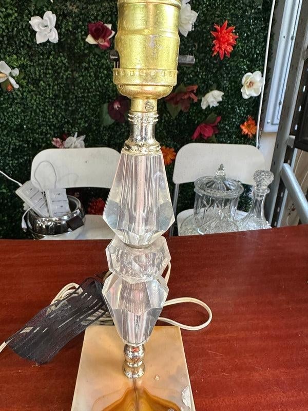 Small Vintage Lucite Diamond Table Lamp With Marble Base - 7
