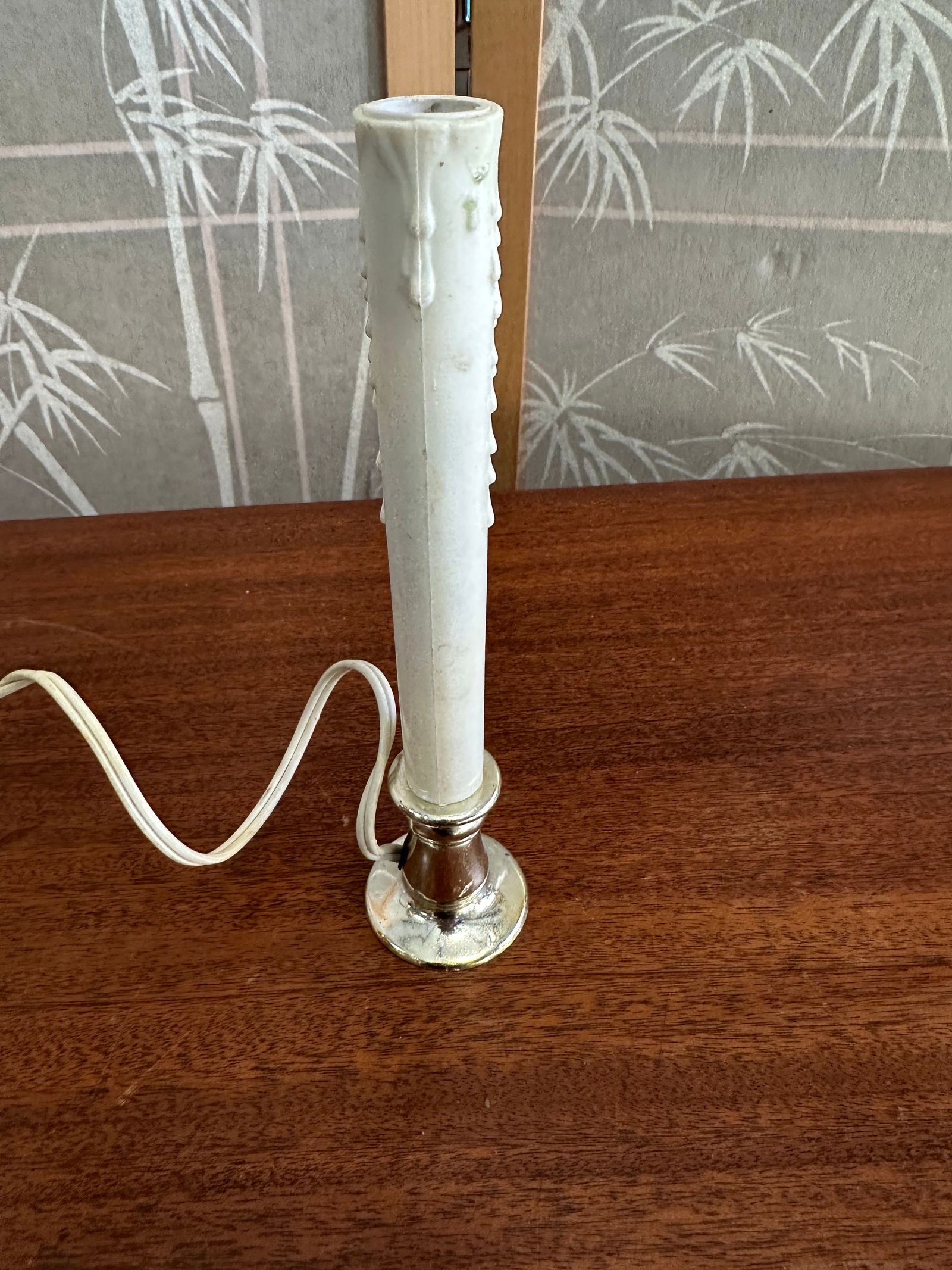 1970s Small Silver Faux Candle Table Lamp - 4