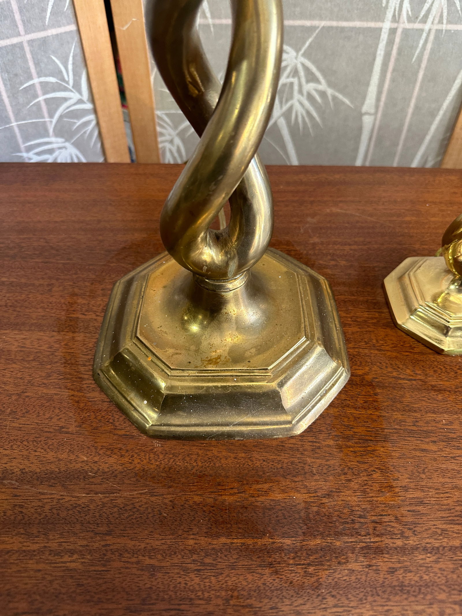 1970s Pair of Vintage Brass Spiral Table Lamps - 9