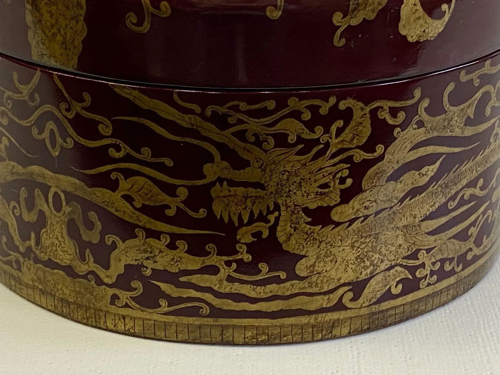Maitland Smith Red Lacquer & Giltwood Box - 6