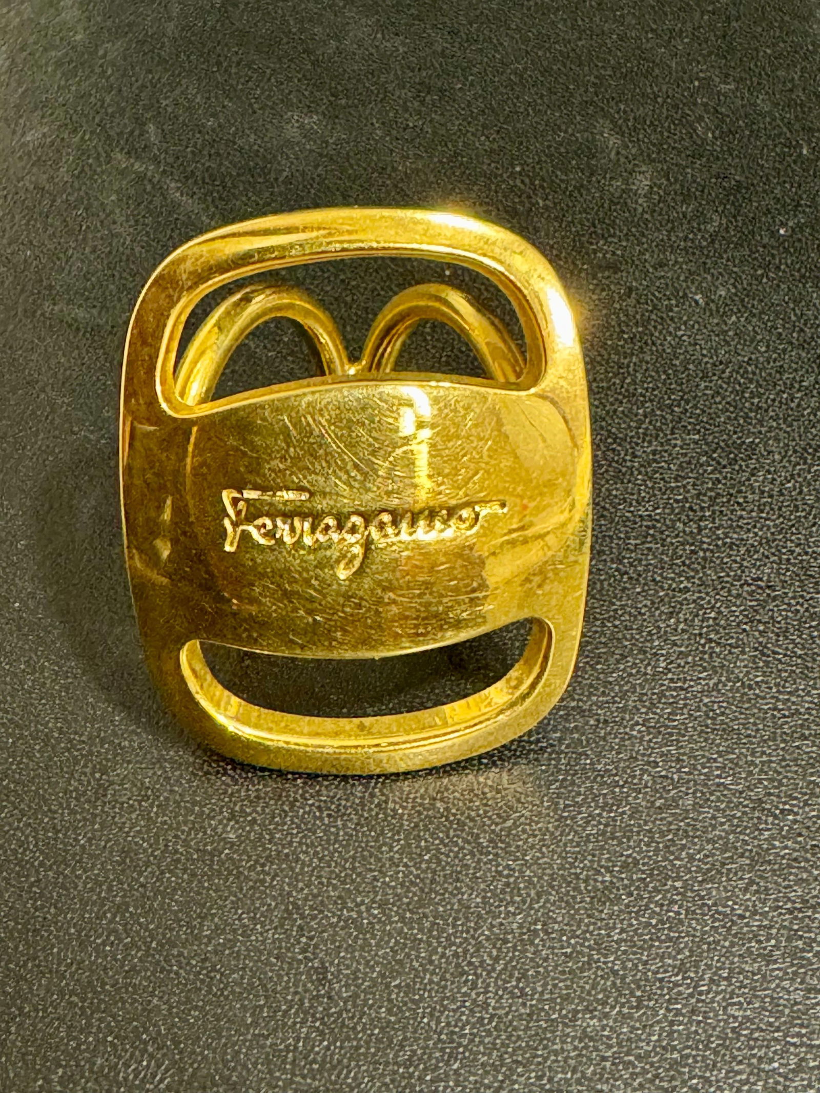 Salvatore Ferragamo Ganchini scarf ring /Ring gold Tone, Medium Size - 12