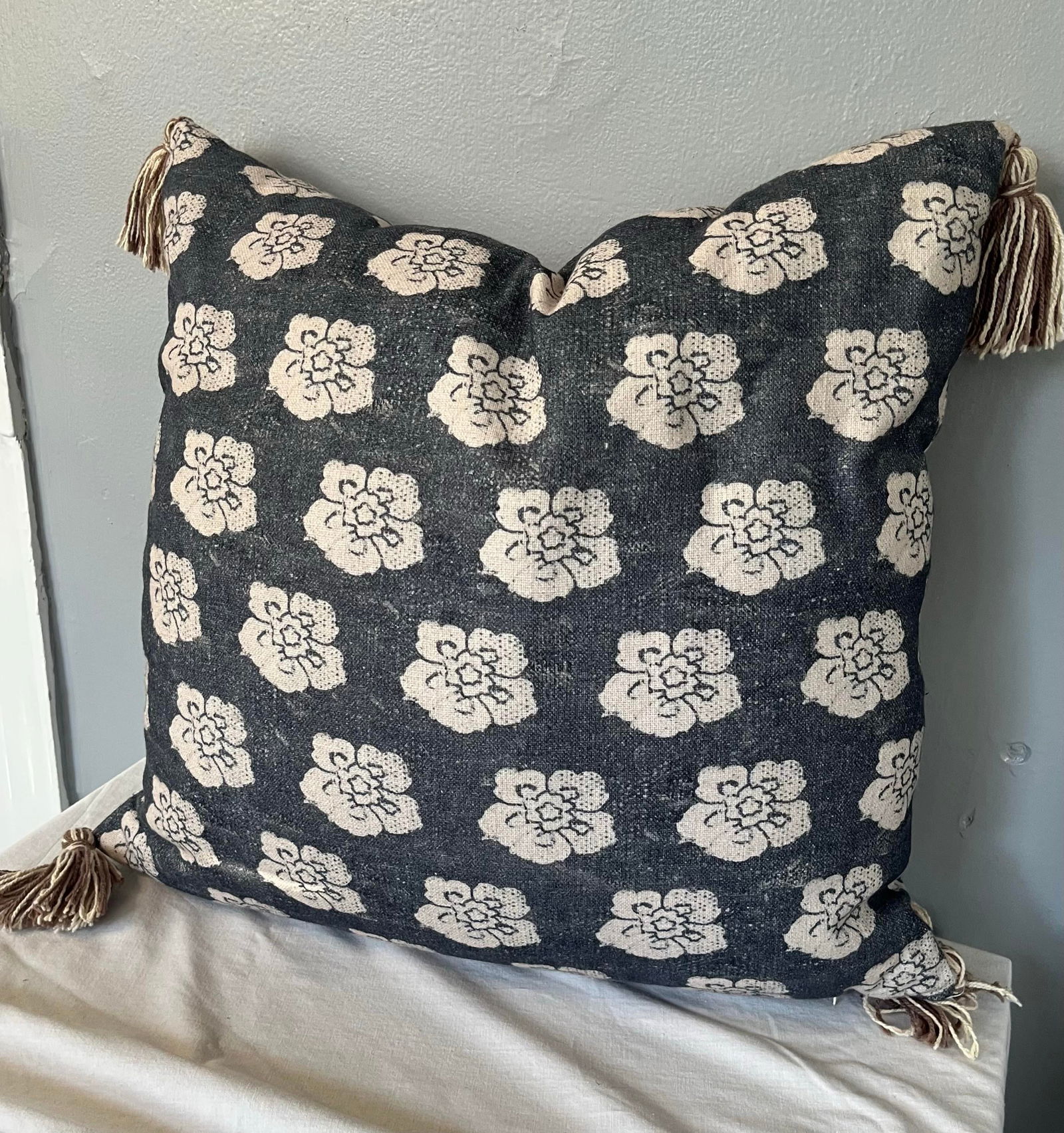 Blue and Off-White Decorative Tasseled Throw Pillow With Distressed Damask Pattern - 10