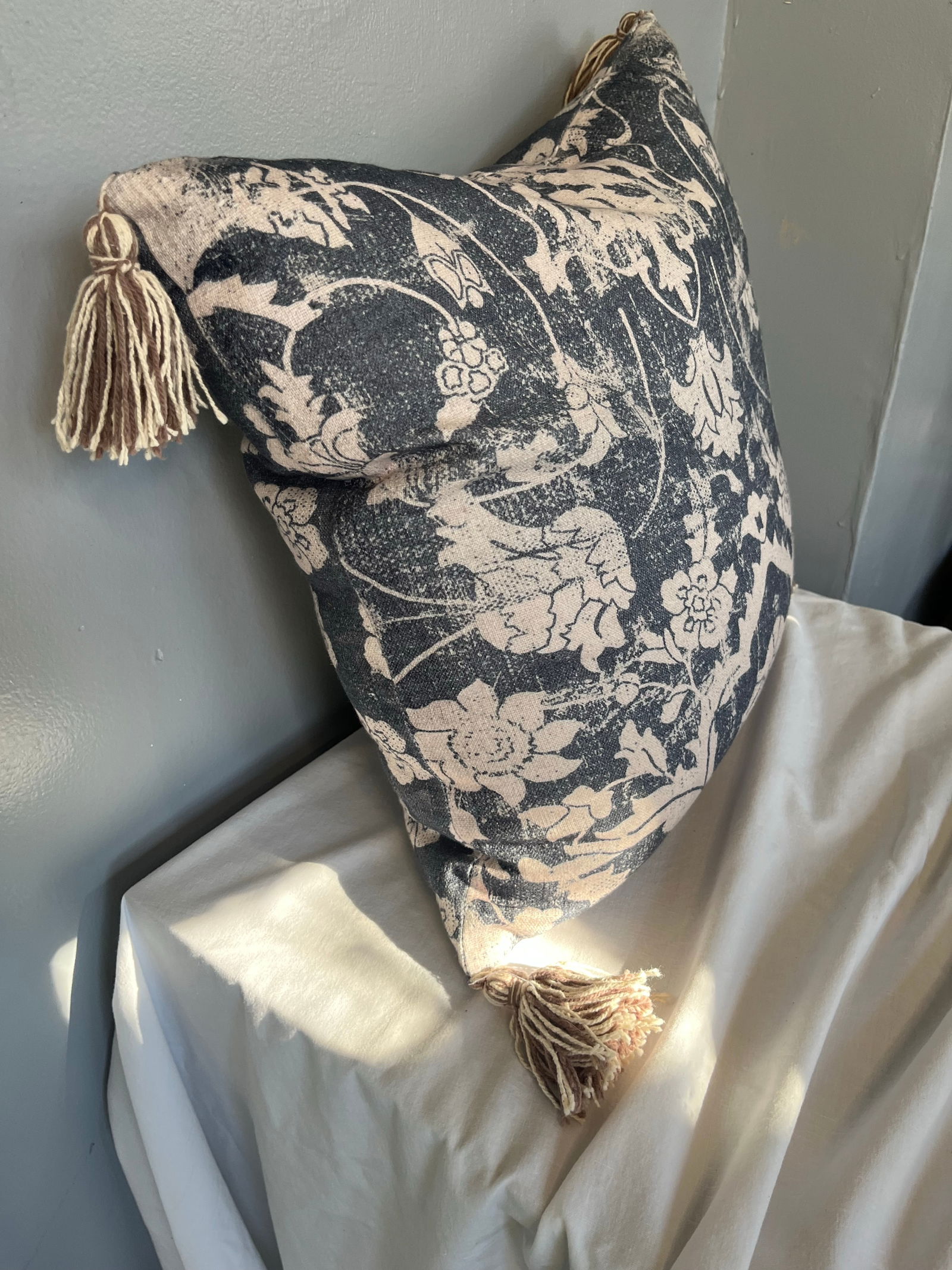 Blue and Off-White Decorative Tasseled Throw Pillow With Distressed Damask Pattern - 8