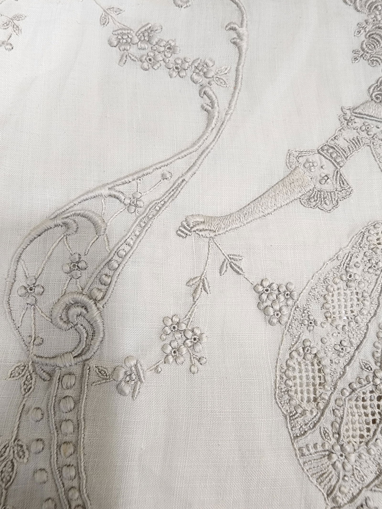 Exquisite Antique Embroidered Handkerchief - 6