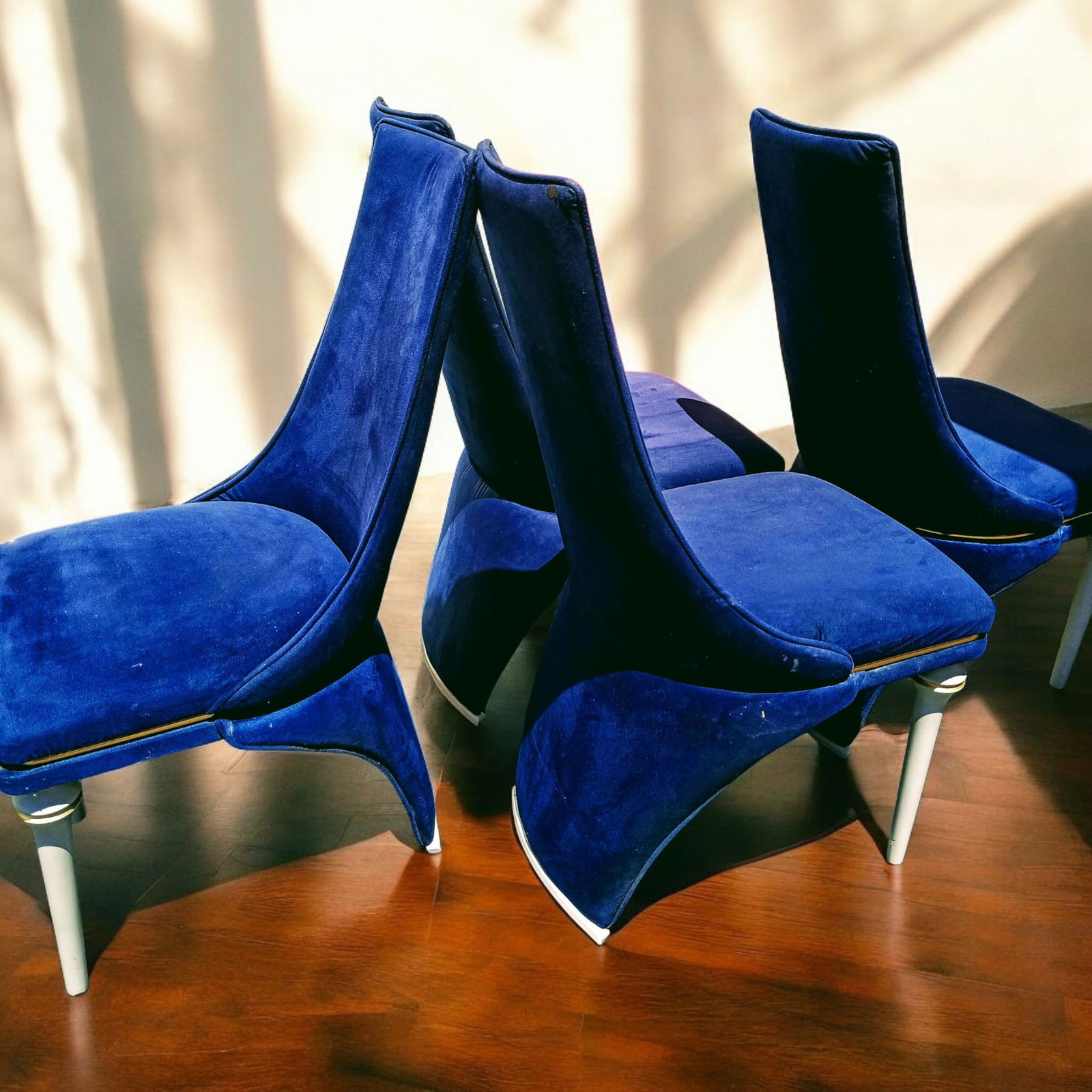 1970s Asymmetrical Dining Set of 5 Rare Set Inspired by the Memphis Milano Design Movement - 3