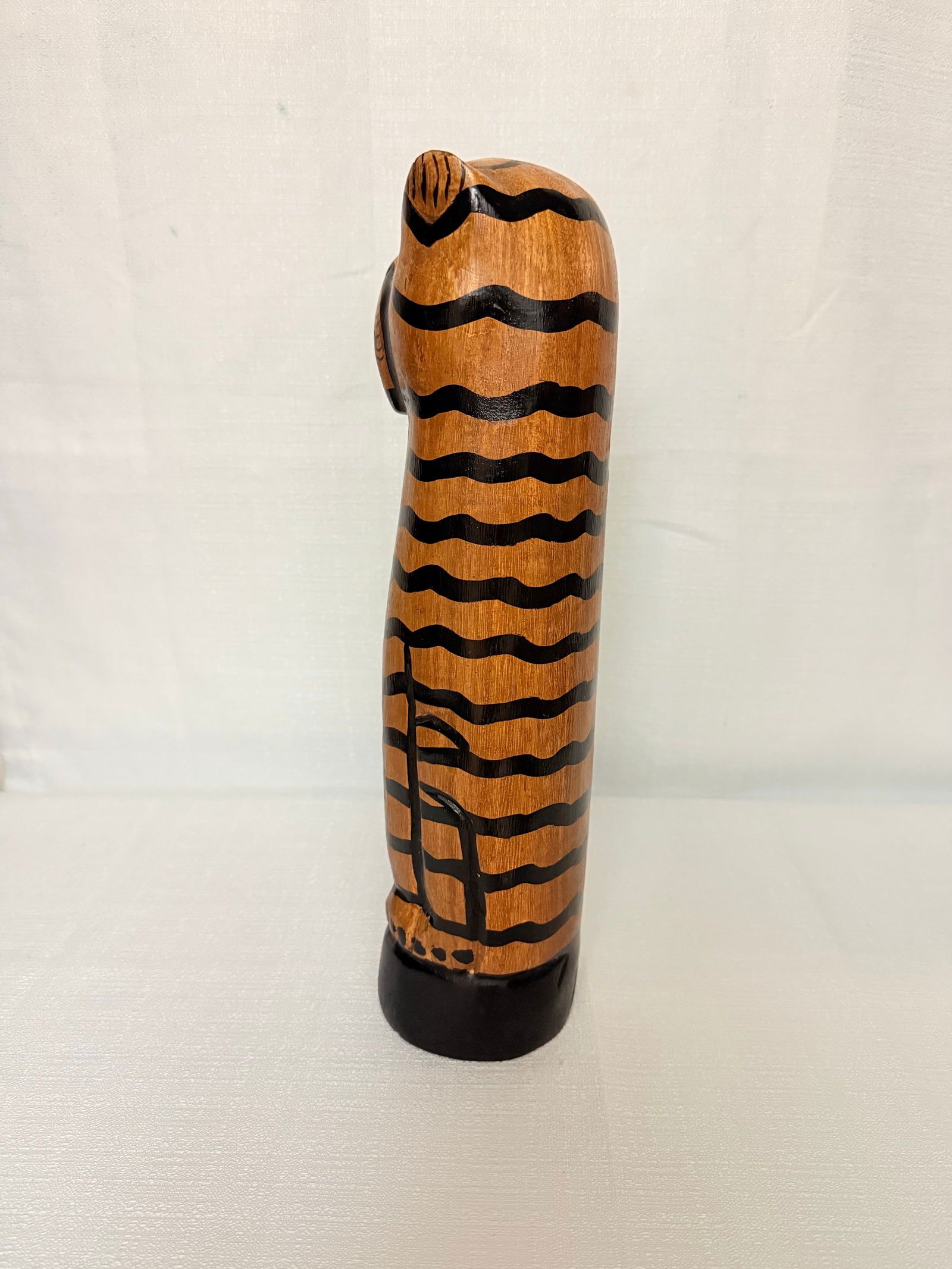 1960s Hand-Carved Folk Art Wooden Tiger Cat by Turtle and Crane - Mid-Century Primitive Whimsy - 7