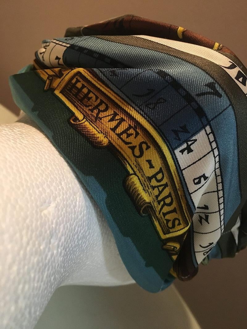 Handmade Hermes Vintage Dies et Hore Gemini Silk Scarf Face Mask - 9