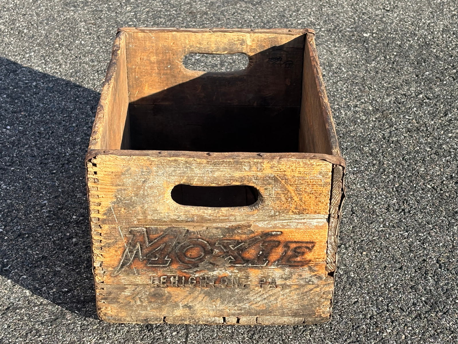 Moxie! Early 20th C. Wooden Soft Drink Shipping Crate - Maine / Pennsylvania - 3