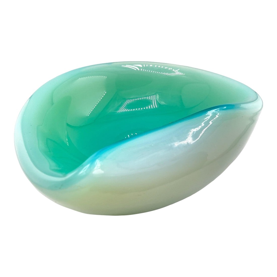 Vintage Murano Glass Sommerso Ashtray Seguso Poli Barbini Venini Teal & White: Wonderful vintage Murano catchall ashtray. Double incased white and teal art glass. Absolutely stunning! Measures 7 1/4" by 5 3/4" Condition: Alterations: Original Condition Unaltered Imperfections: S