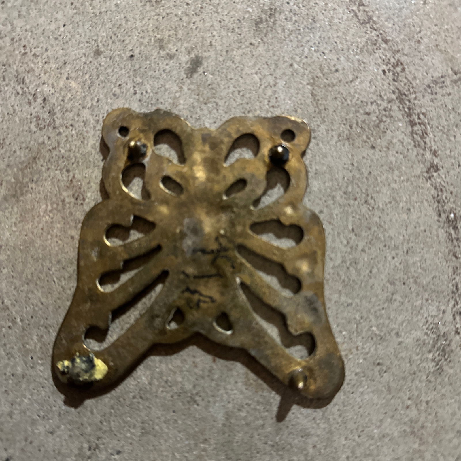 1970s Small Brass Simple Butterfly Trivet/Hot Plate - 4
